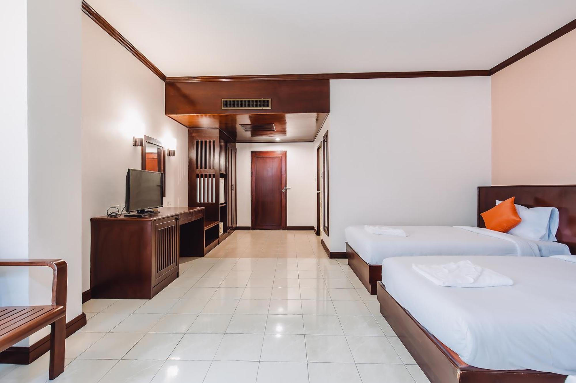 Bauman-Ville Hotel Patong 외부 사진
